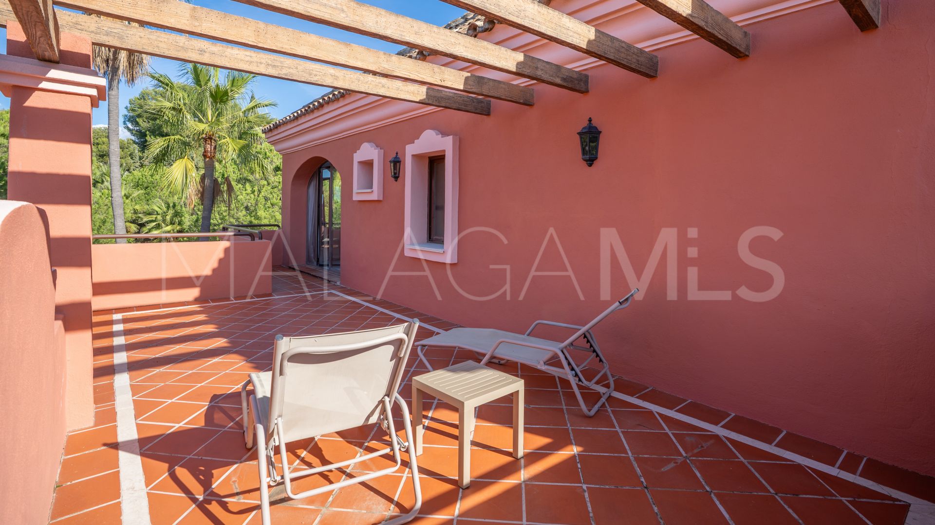 Penthouse for sale in Marbella - Puerto Banus with 2 bedrooms