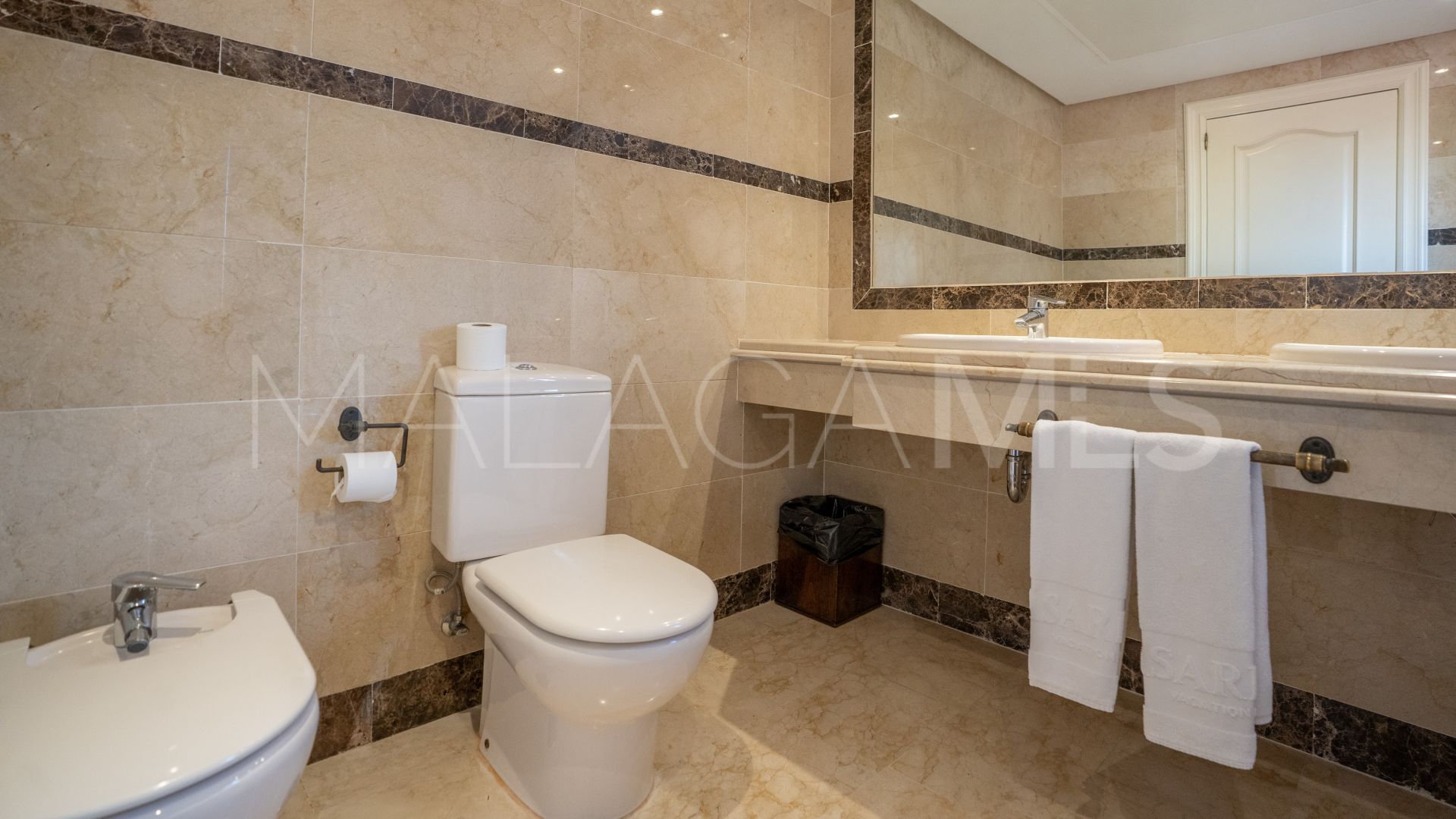 Penthouse for sale in Marbella - Puerto Banus with 2 bedrooms