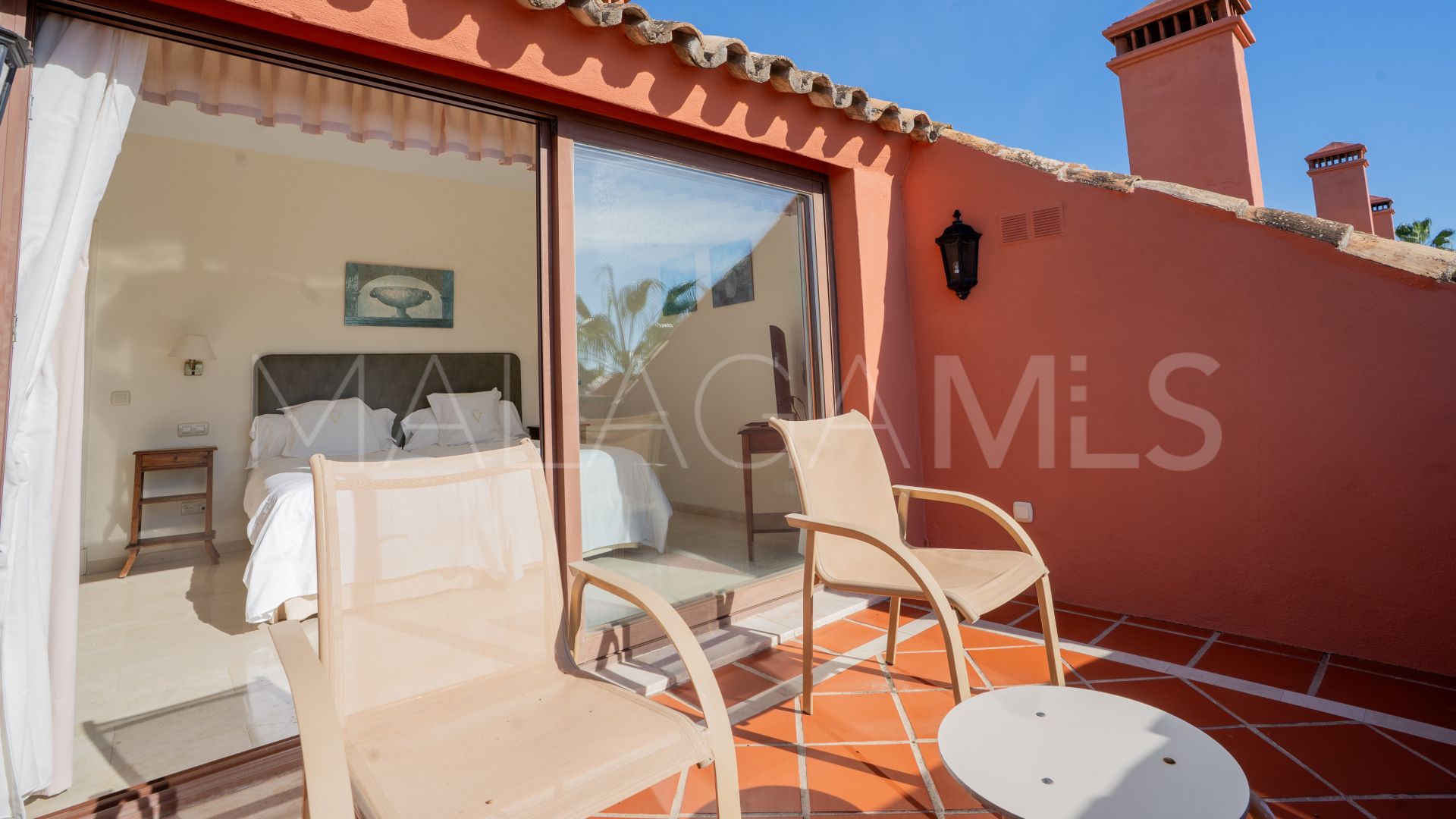 Penthouse for sale in Marbella - Puerto Banus with 2 bedrooms