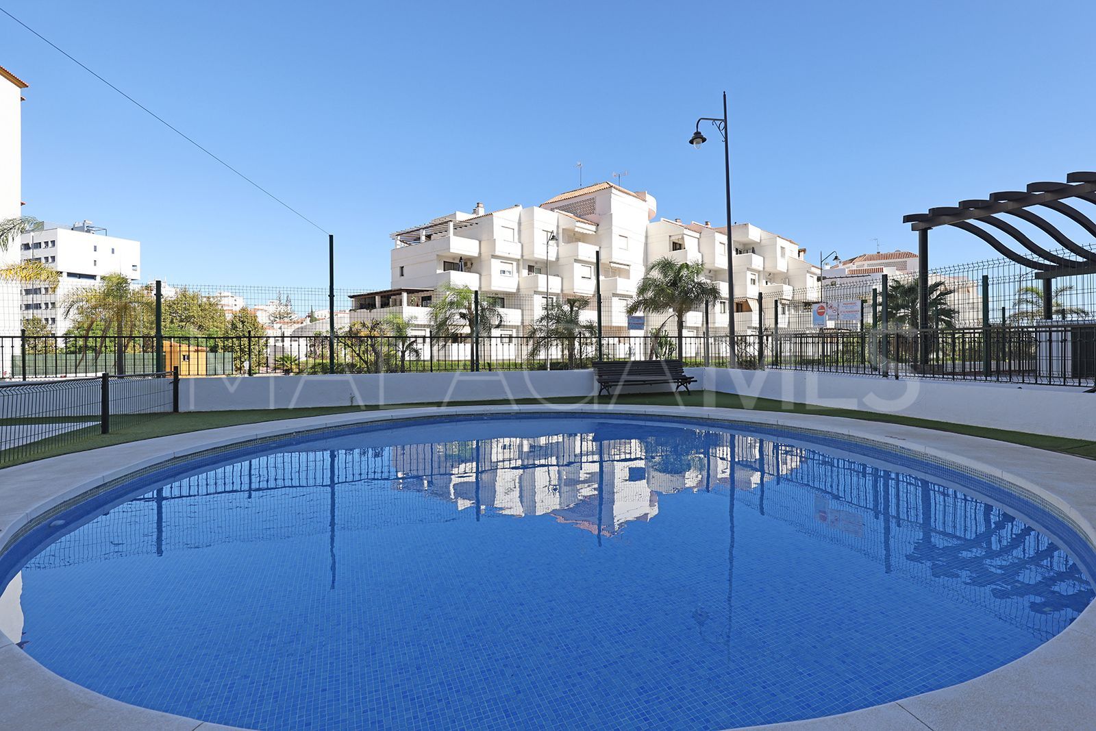 Apartamento de 3 bedrooms for sale in Estepona
