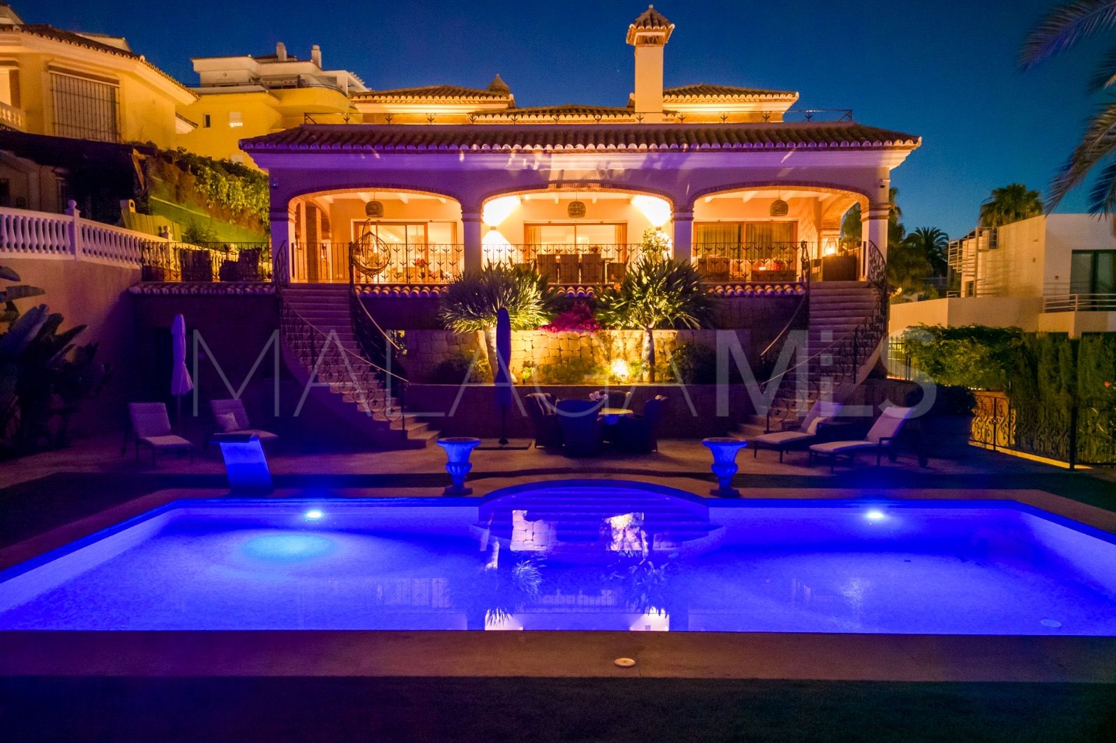 Villa for sale in Mijas