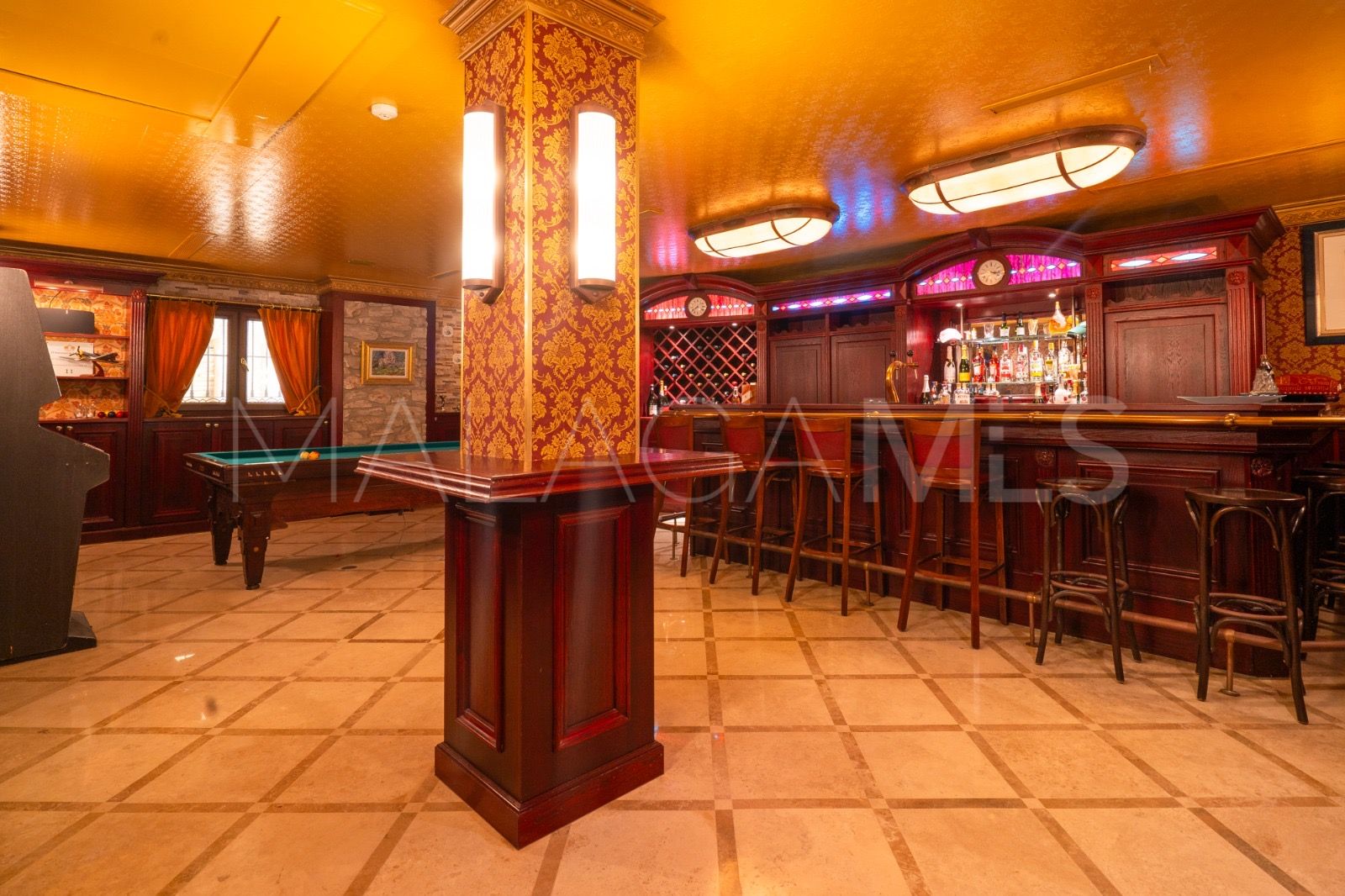 Villa for sale in Mijas