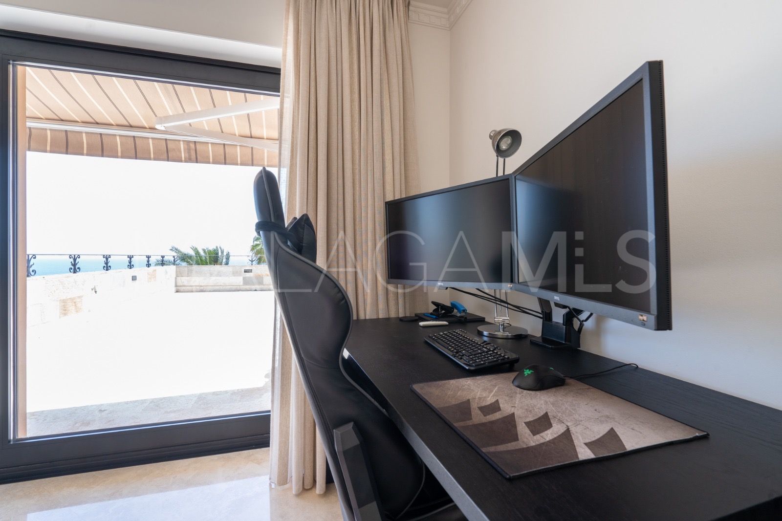 Villa for sale in Mijas