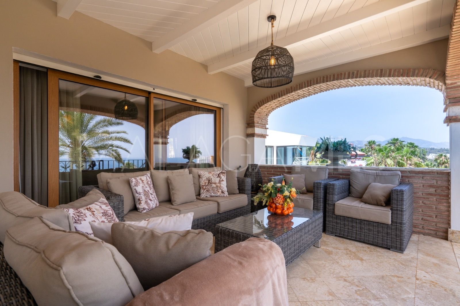 Villa for sale in Mijas