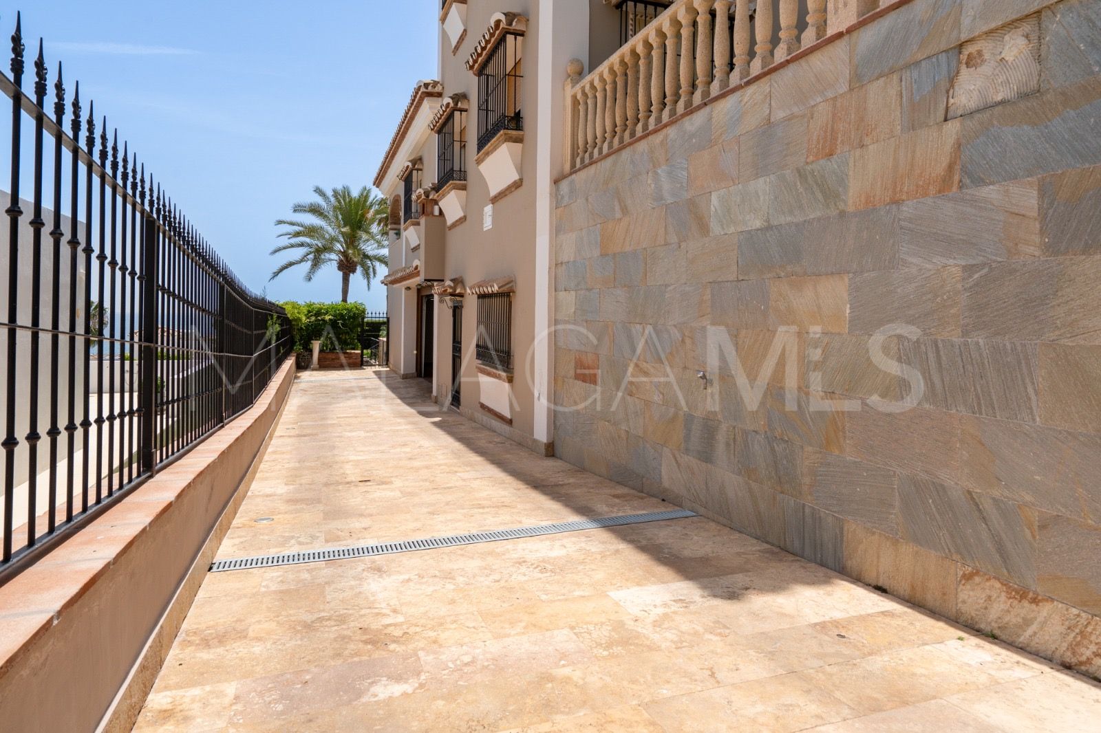 Villa for sale in Mijas