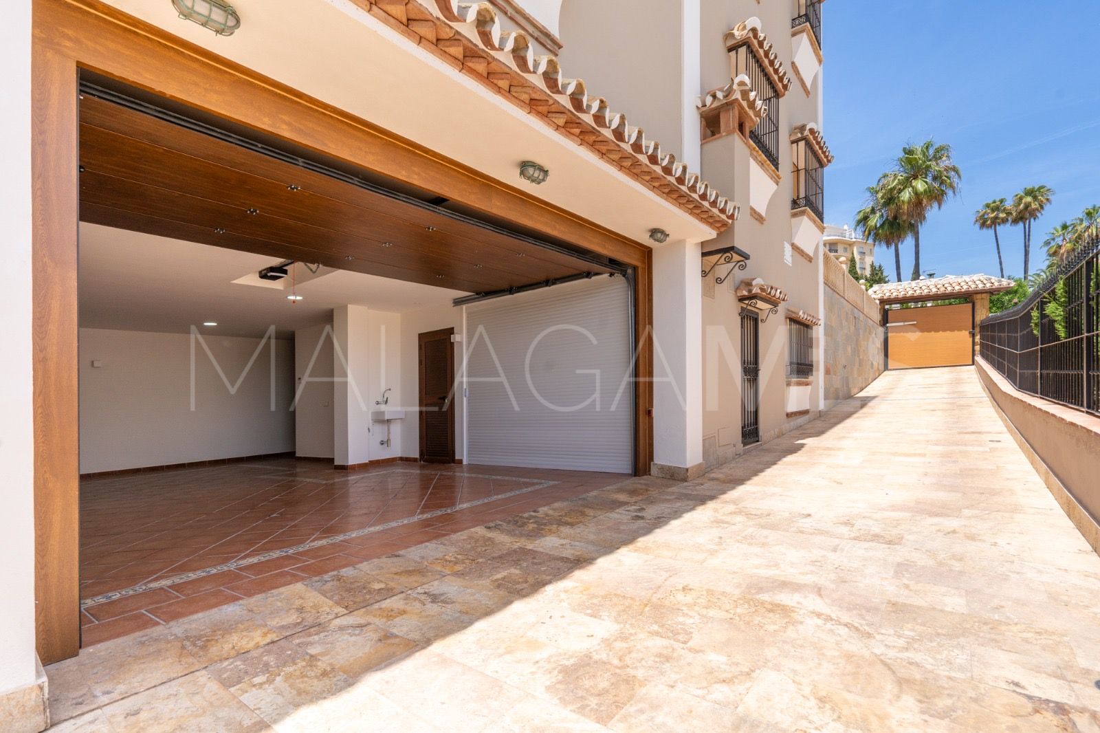 Villa for sale in Mijas