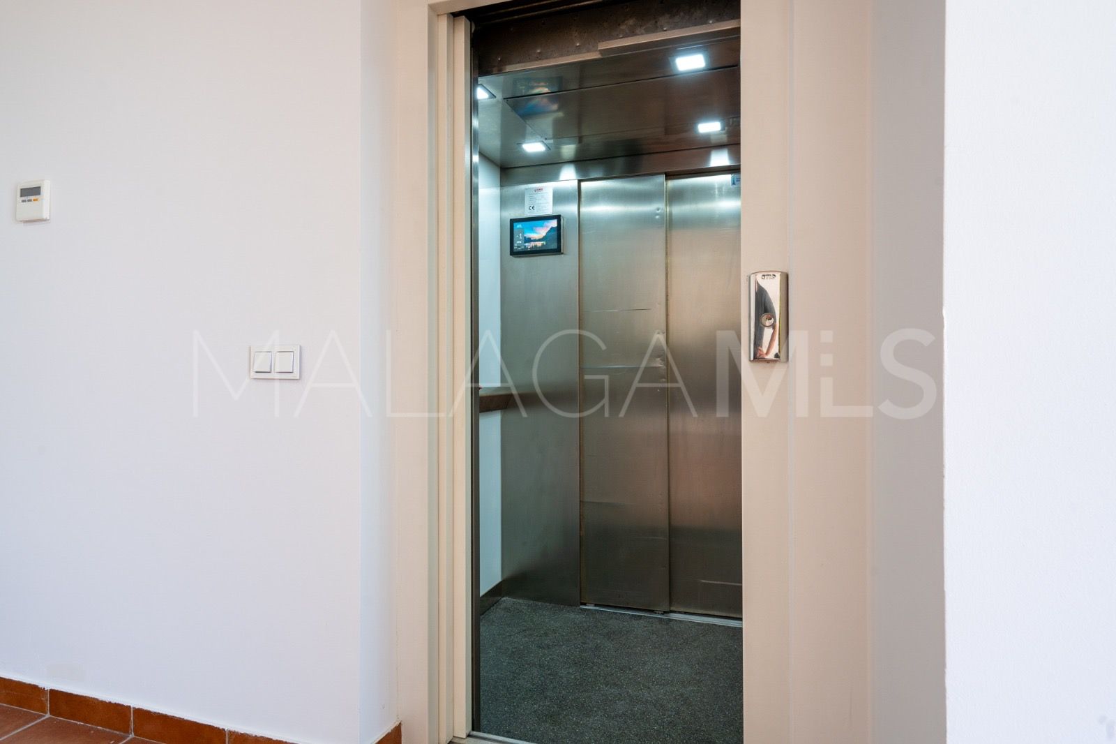 Villa for sale in Mijas