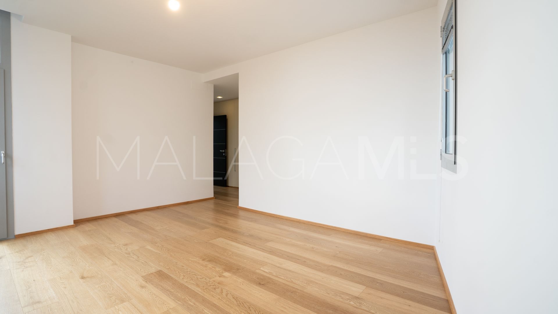 Villa de 5 bedrooms a la venta in Marbella