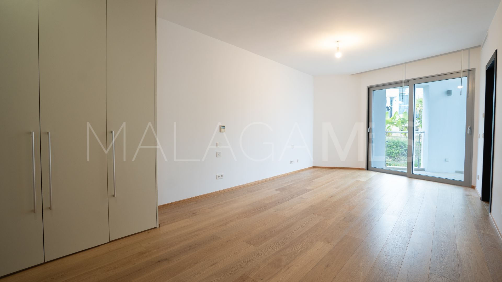 Villa de 5 bedrooms a la venta in Marbella