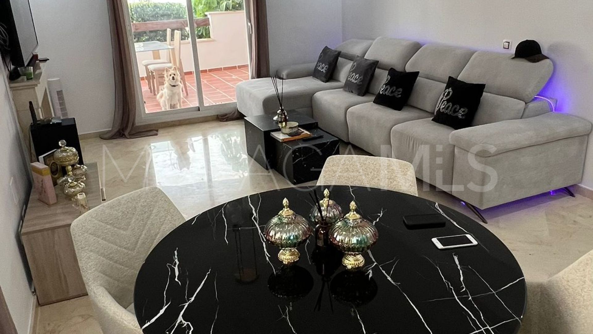 Apartamento with 2 bedrooms for sale in Marbella