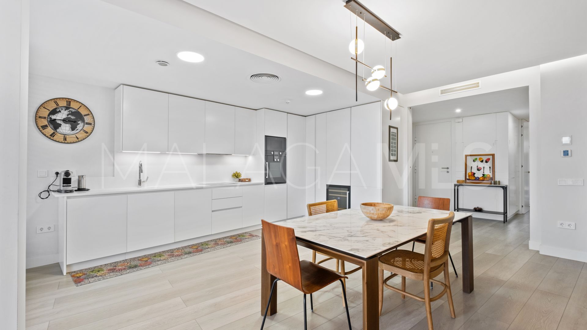 Apartment with 2 bedrooms for sale in Estepona