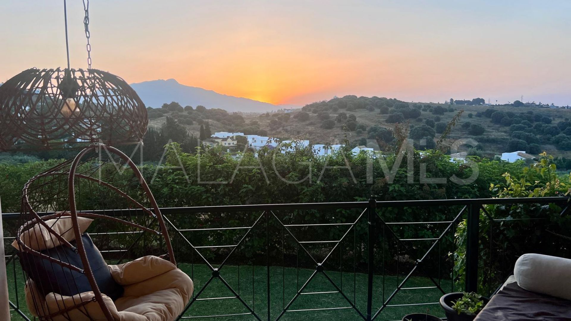 Estepona, apartamento a la venta with 3 bedrooms