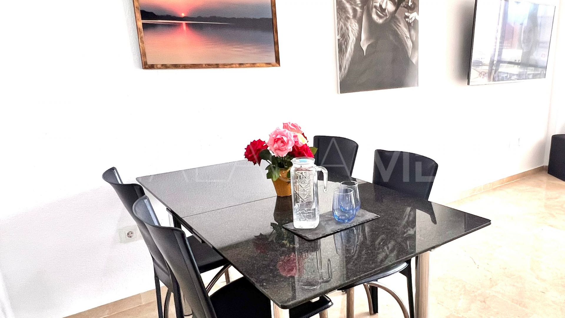 Ático a la venta in Estepona