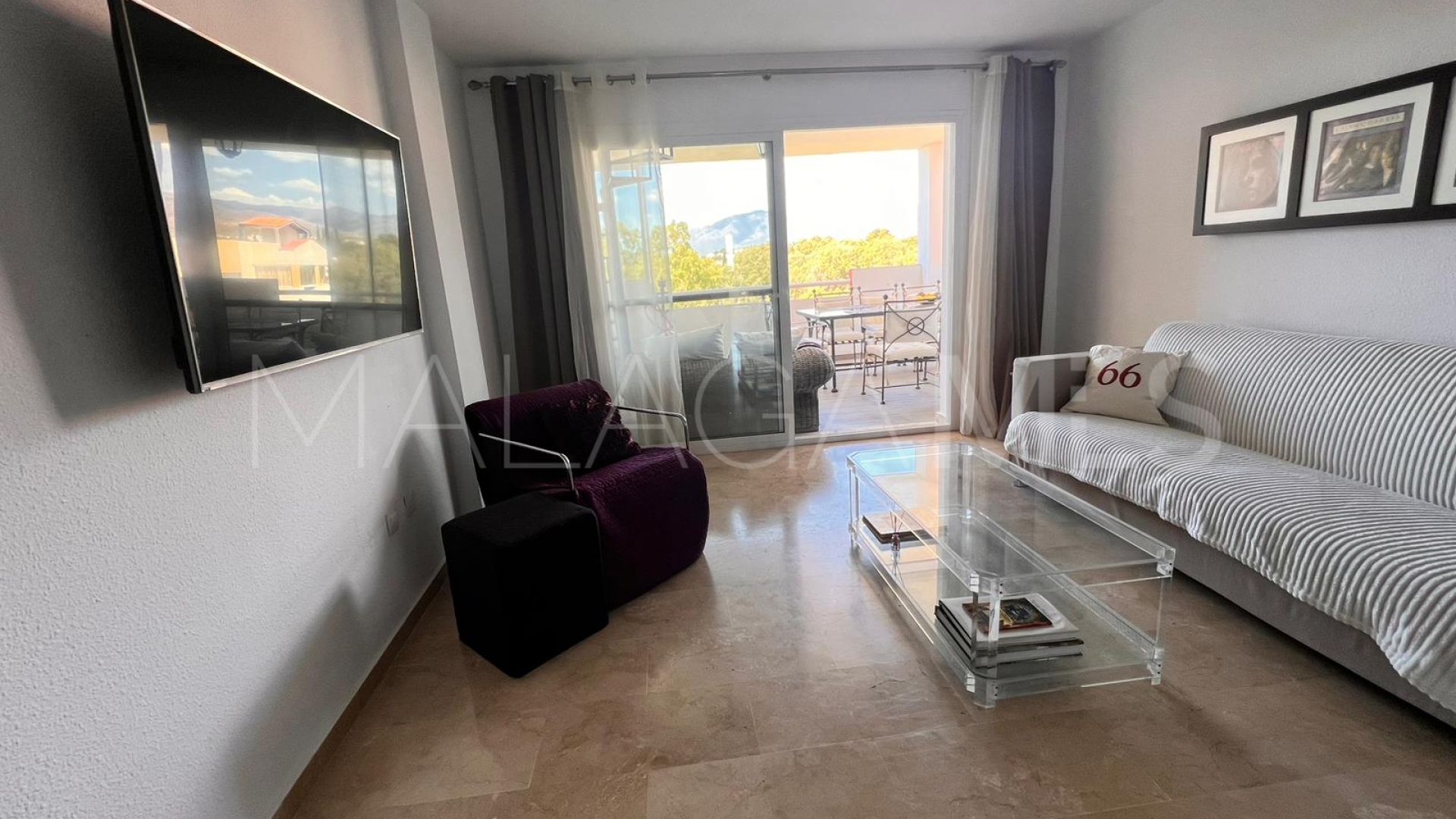 Ático a la venta in Estepona