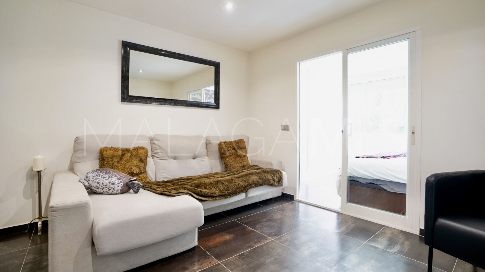 Apartment for sale in Estepona with 1 bedroom