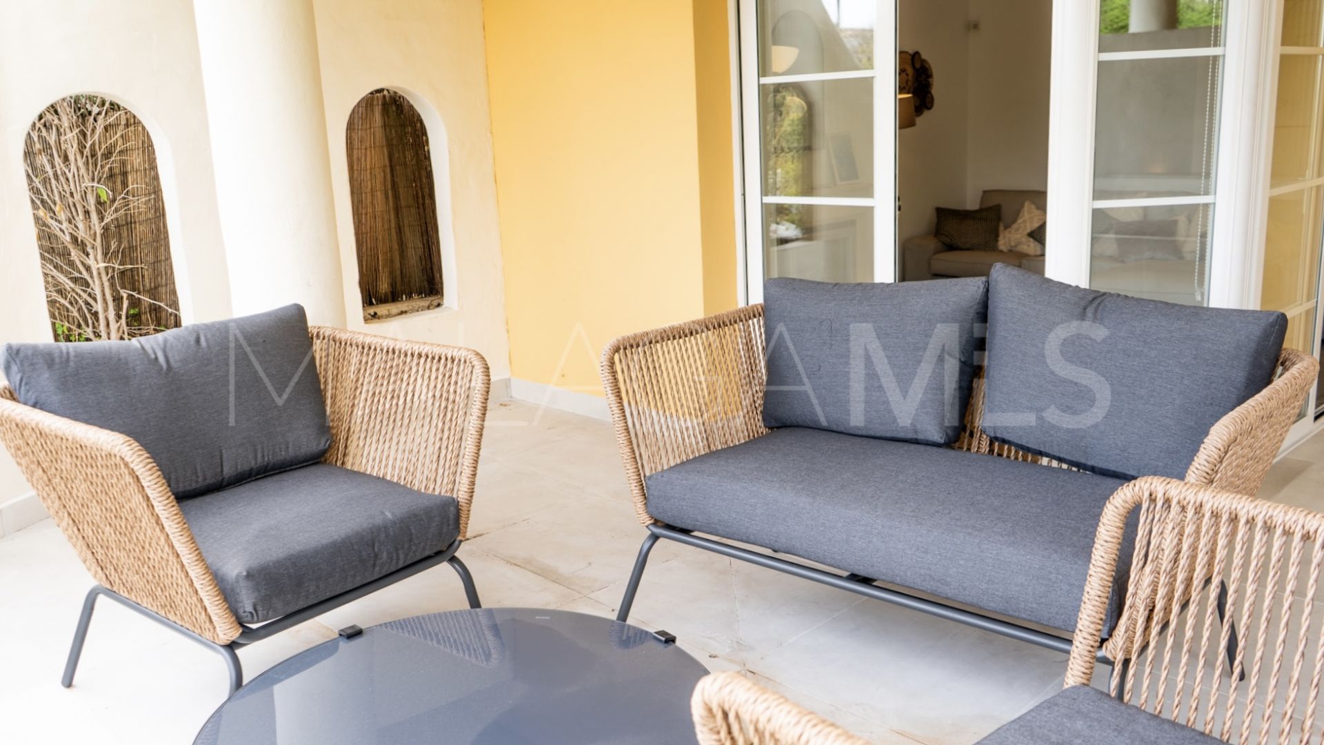 Buy apartamento in Nueva Andalucia