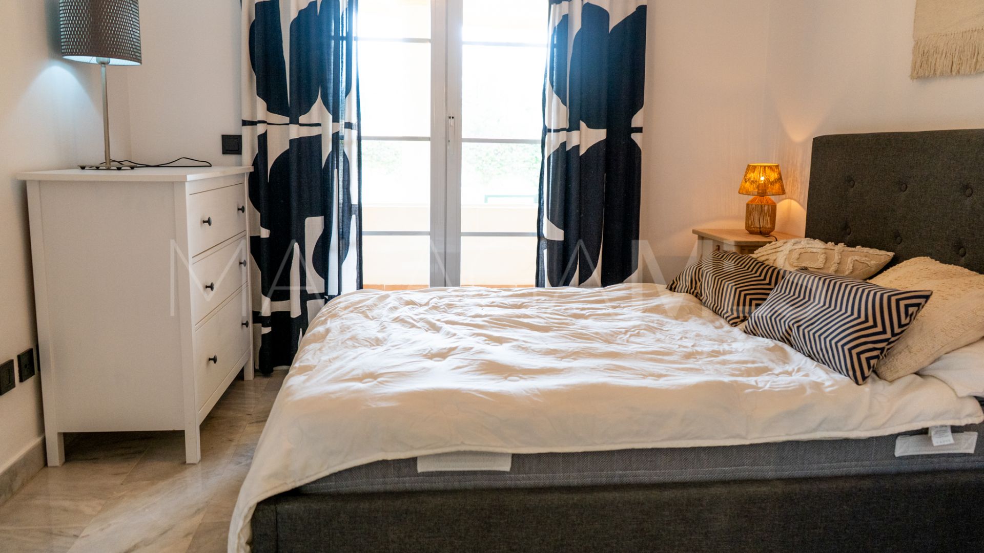Buy apartamento in Nueva Andalucia
