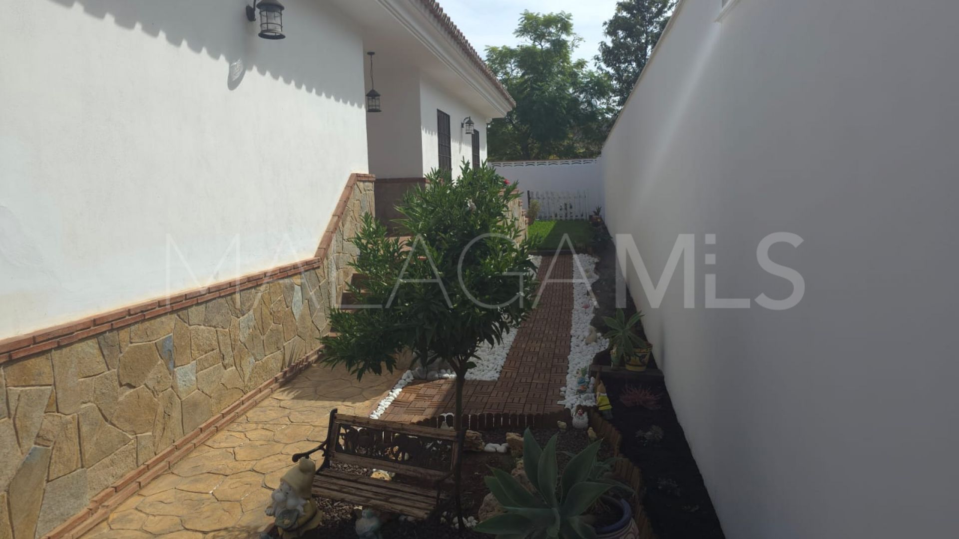 Villa de 4 bedrooms for sale in Malaga