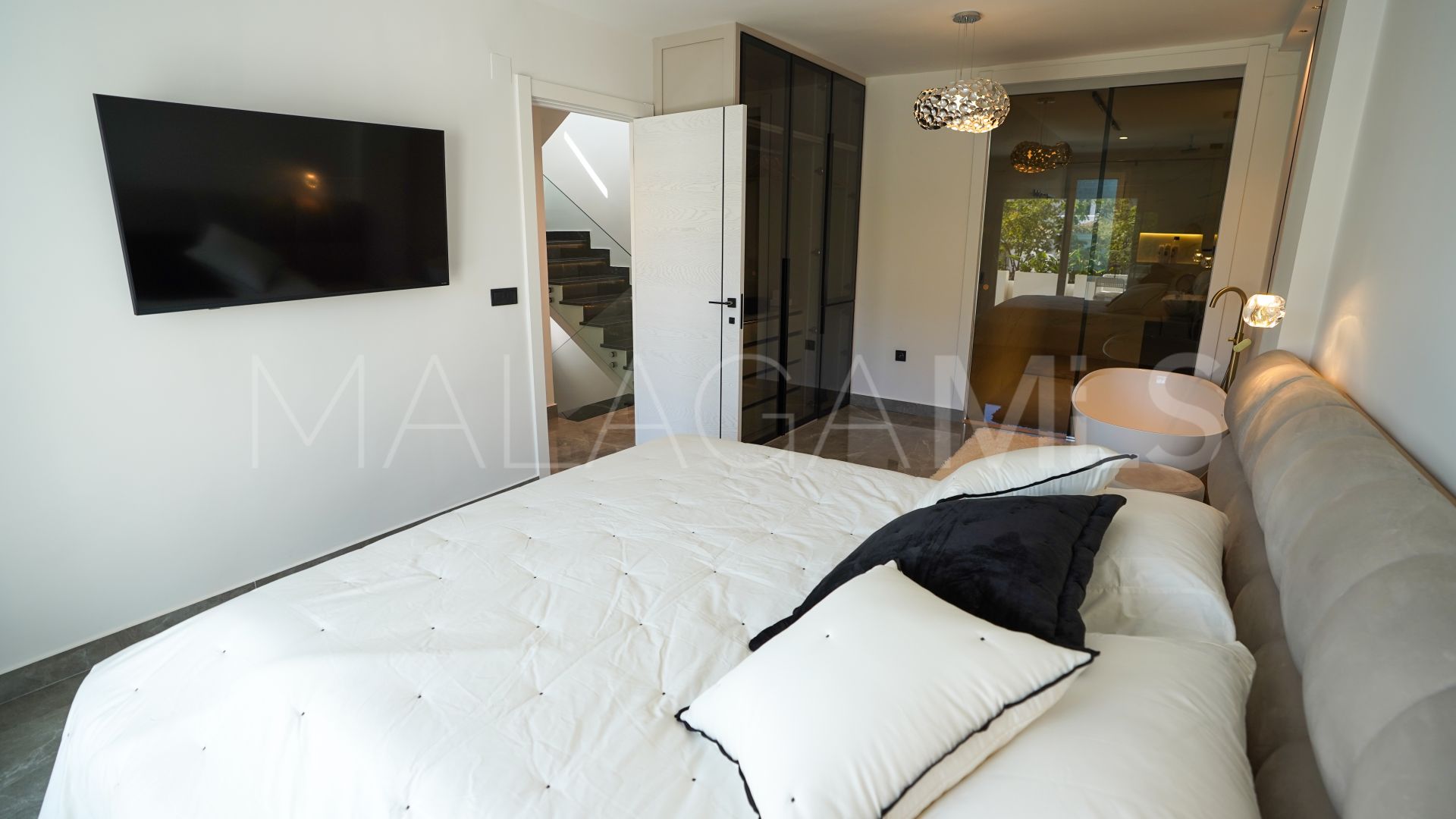 Se vende villa with 4 bedrooms in Marbella