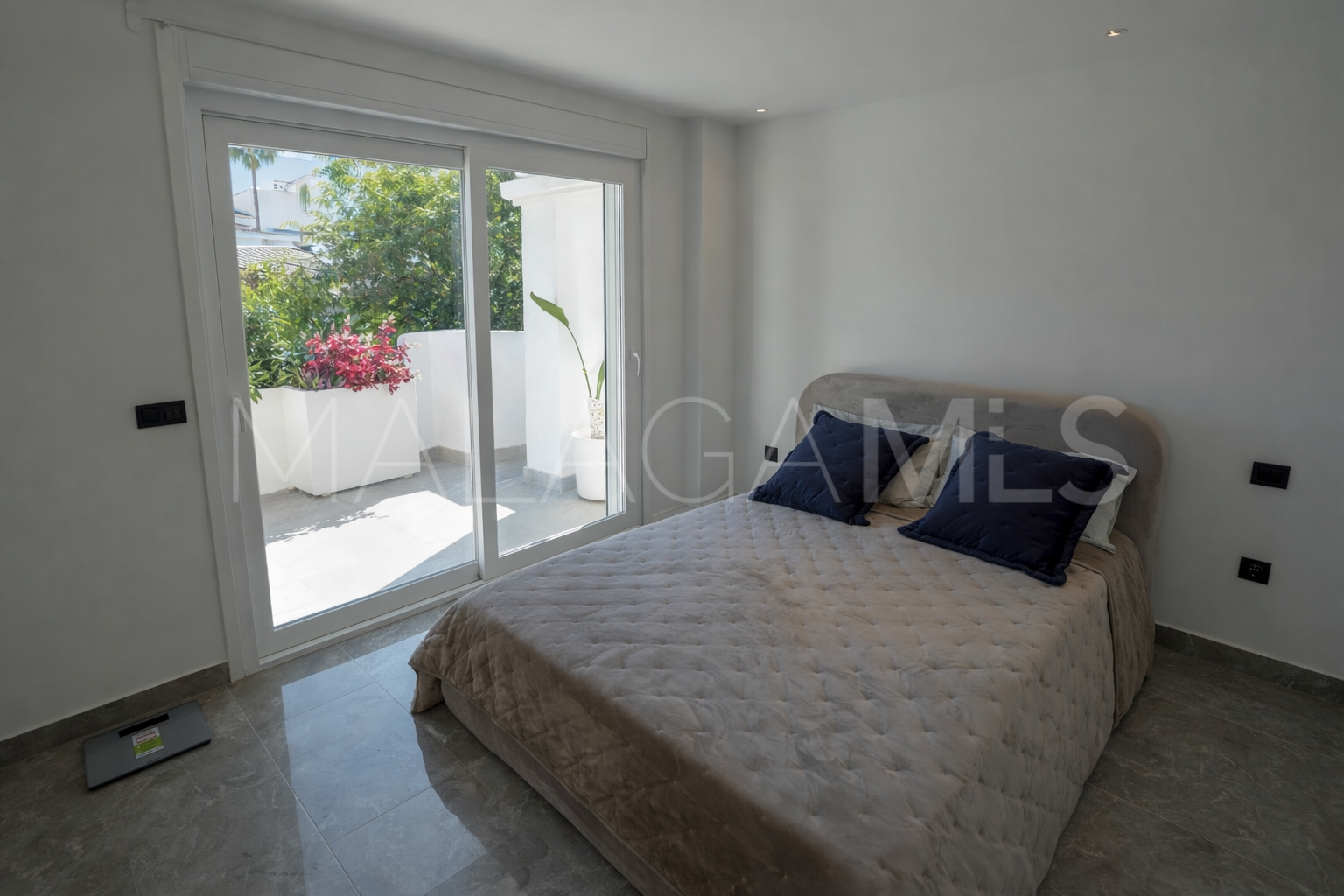 Se vende villa with 4 bedrooms in Marbella