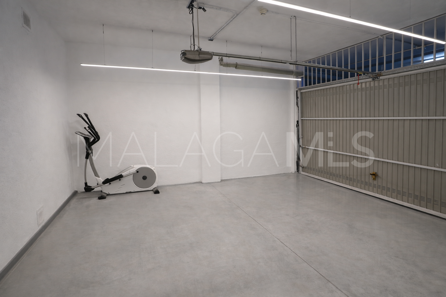 Se vende villa with 4 bedrooms in Marbella