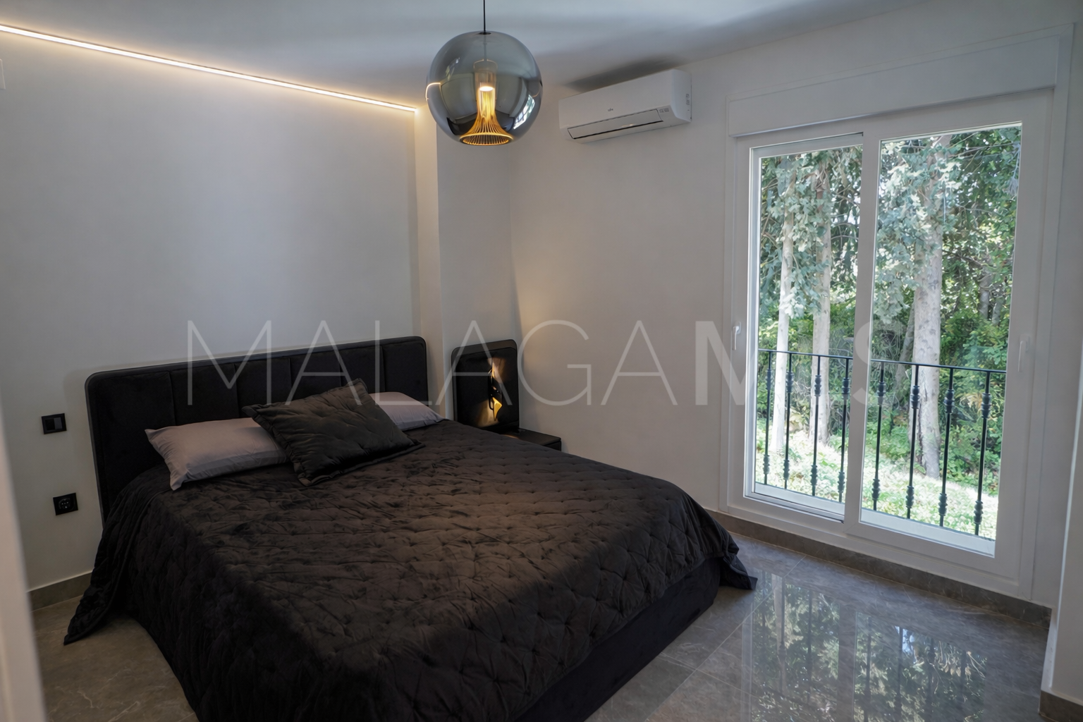 Se vende villa with 4 bedrooms in Marbella