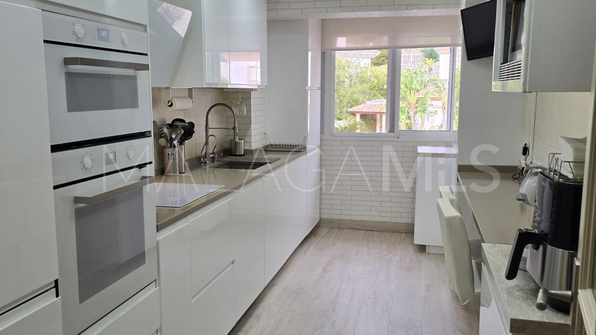 Tvåvåningslägenhet for sale in Mijas