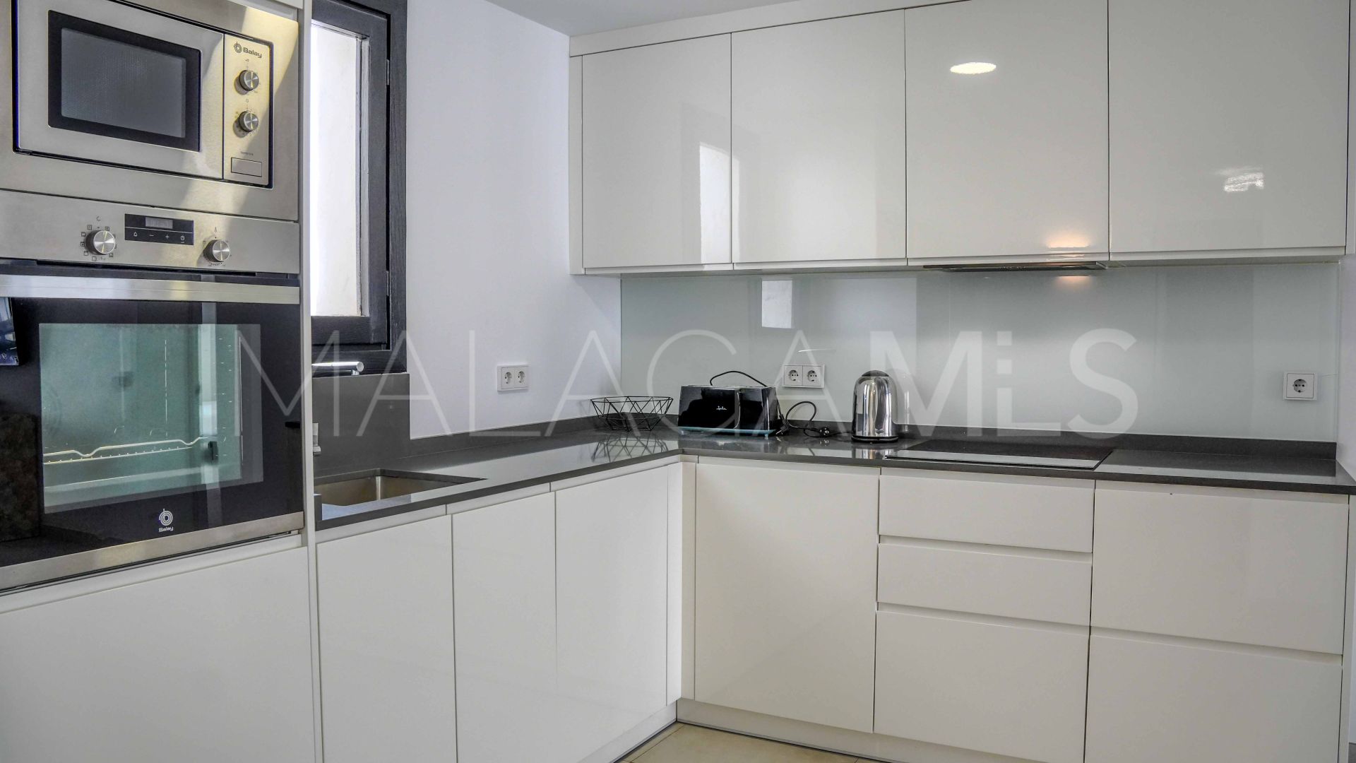 Apartment for sale in Marbella - Puerto Banus