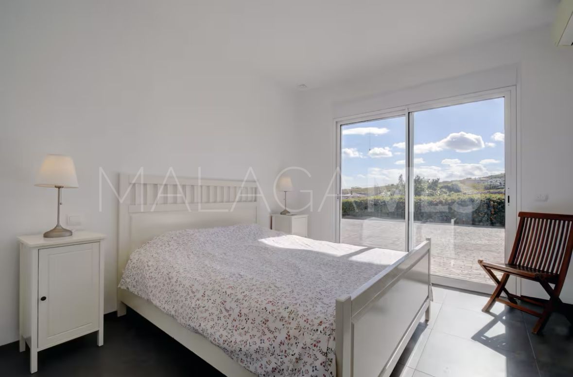 Villa for sale in Manilva