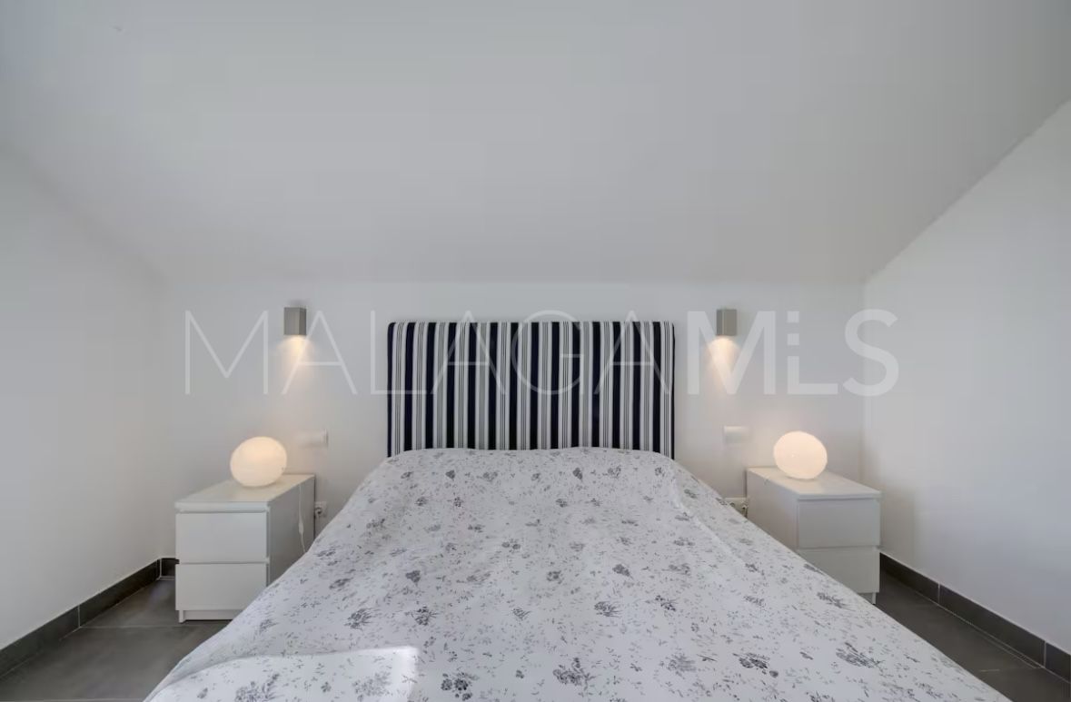 Villa for sale in Manilva