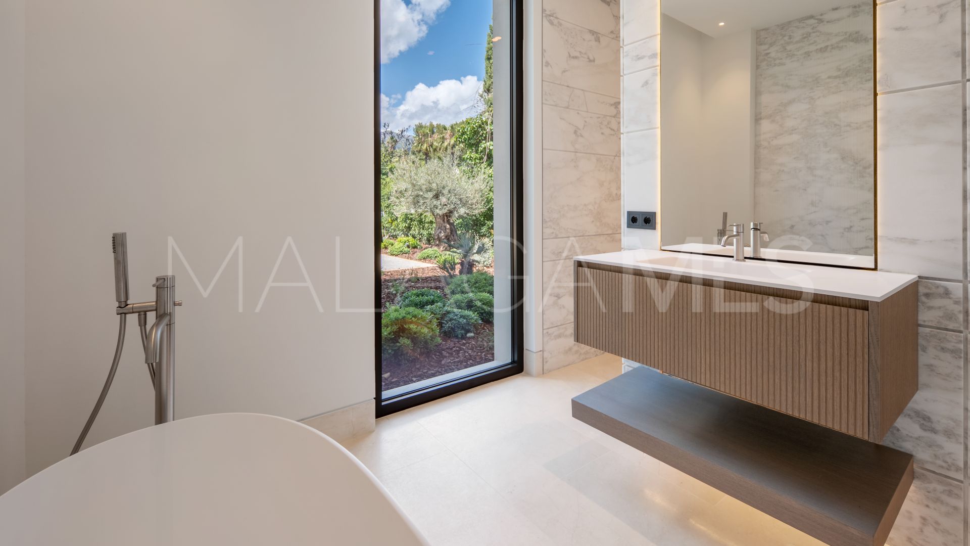 Villa for sale in Marbella