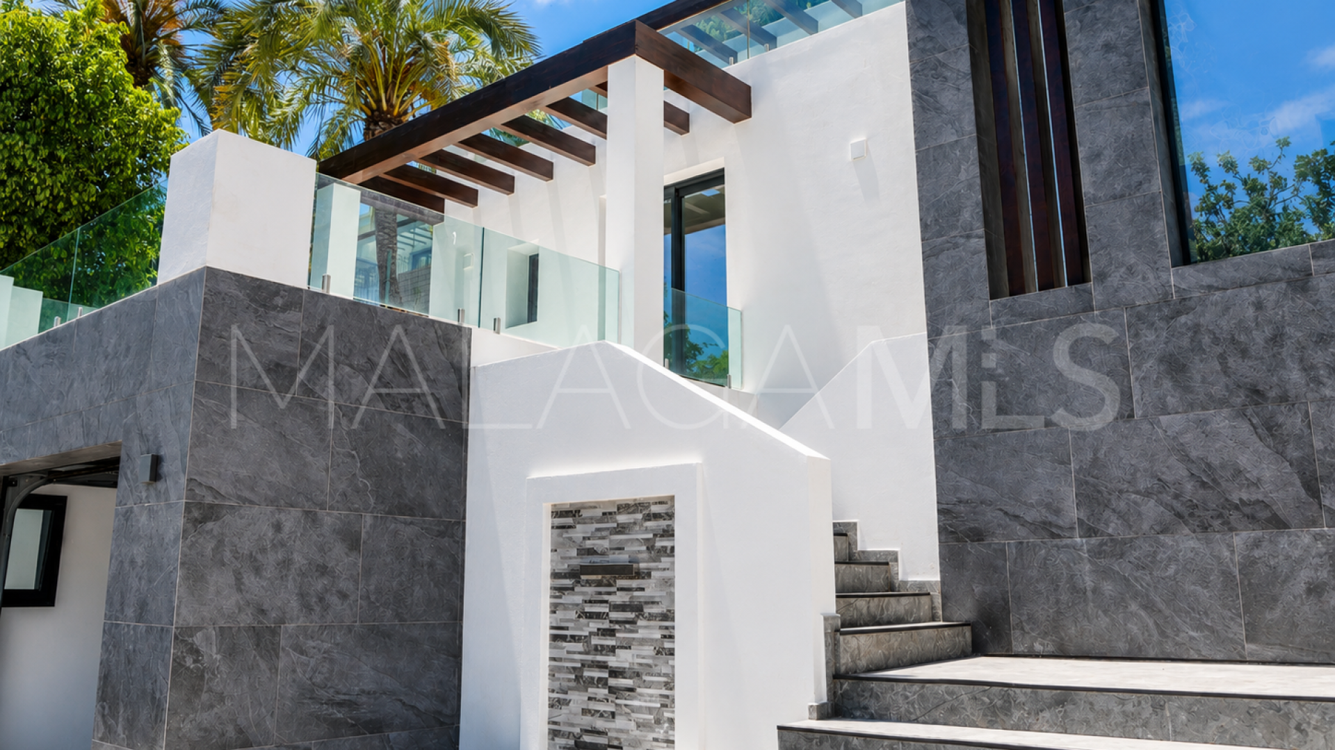 Villa for sale in Marbella