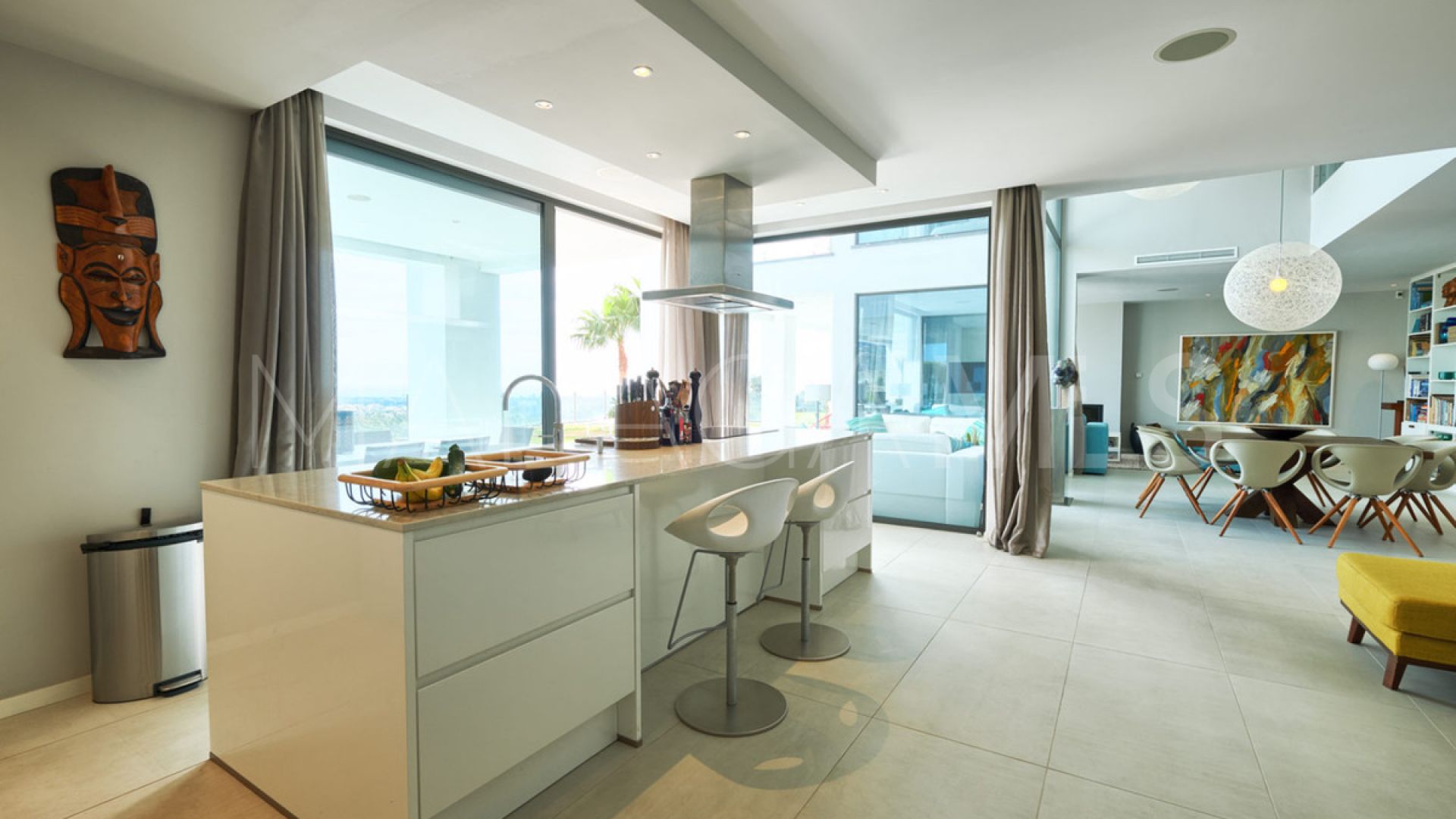 Villa for sale in Benahavis