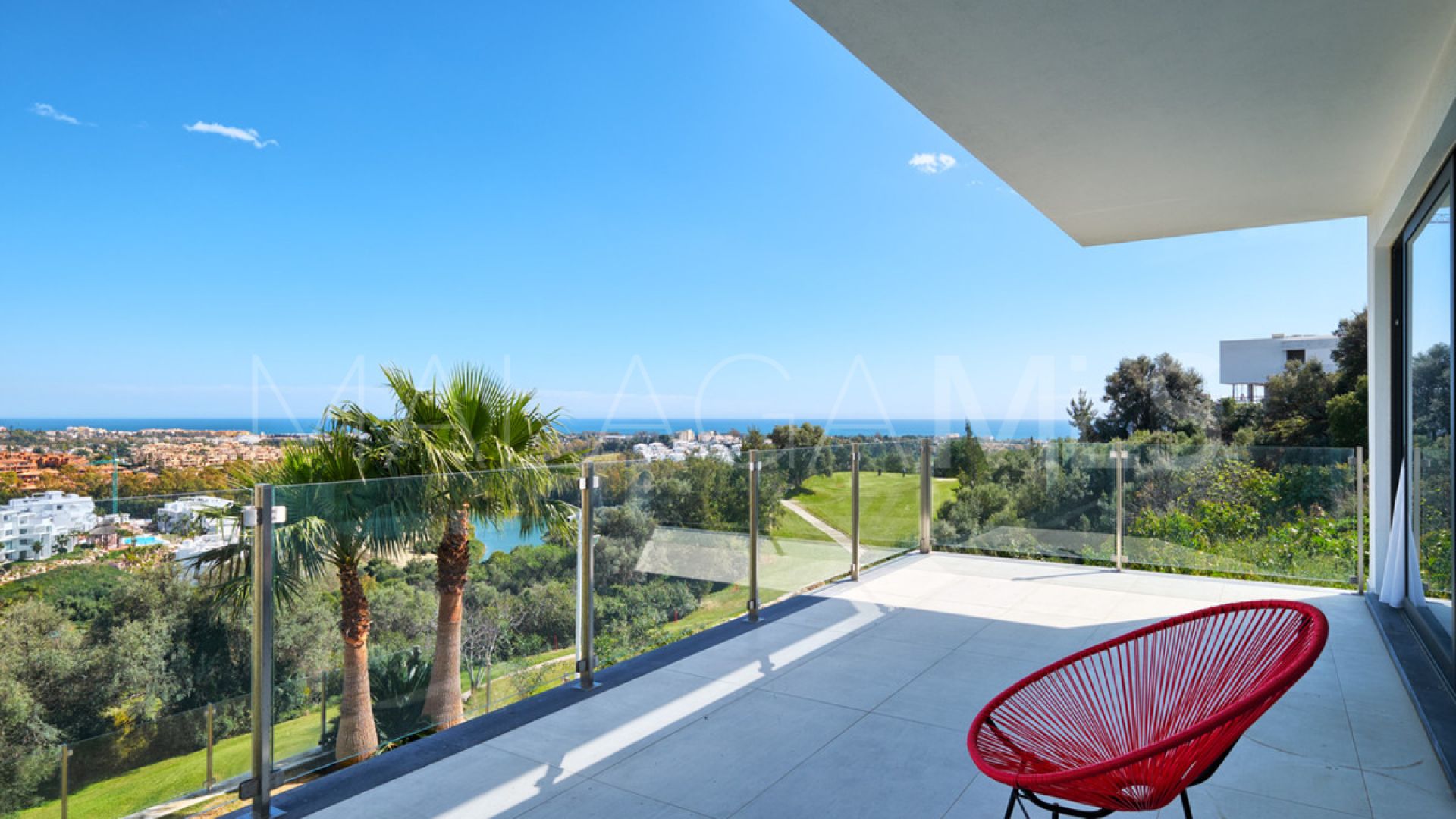 Villa for sale in Benahavis