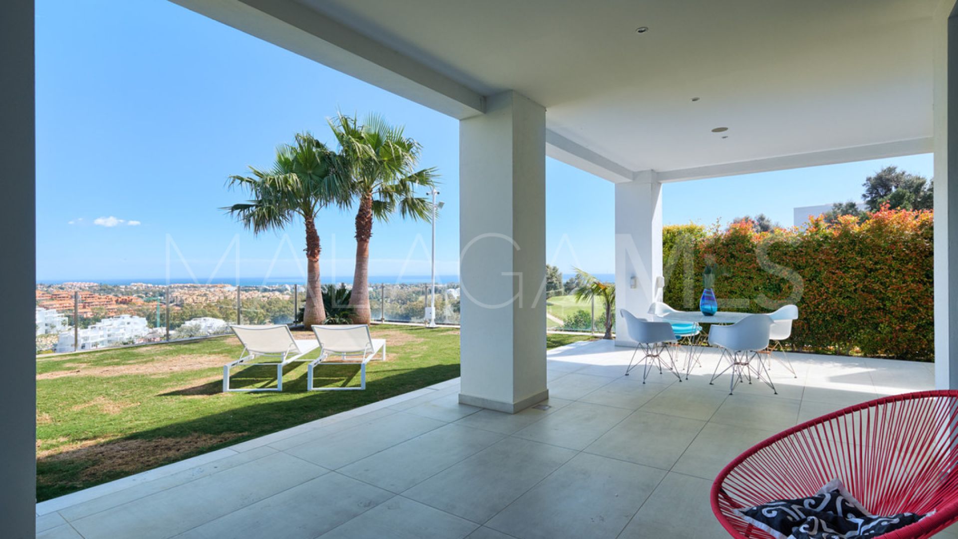 Villa for sale in Benahavis