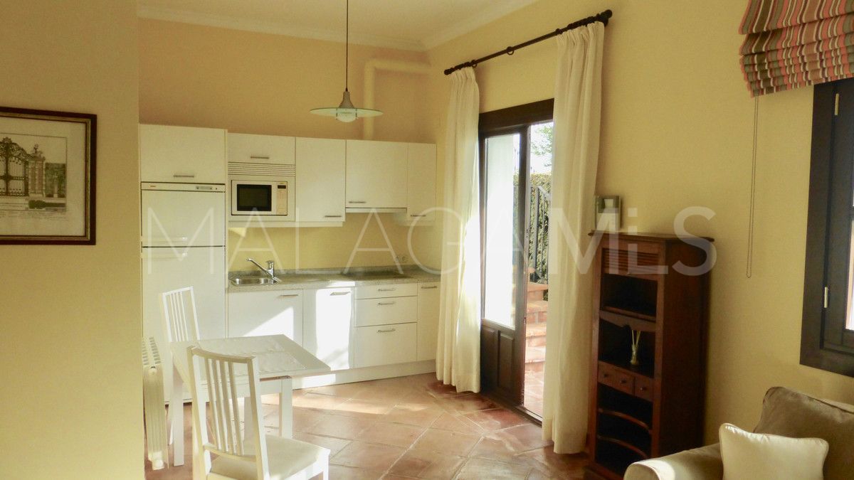 Villa for sale in Benahavis