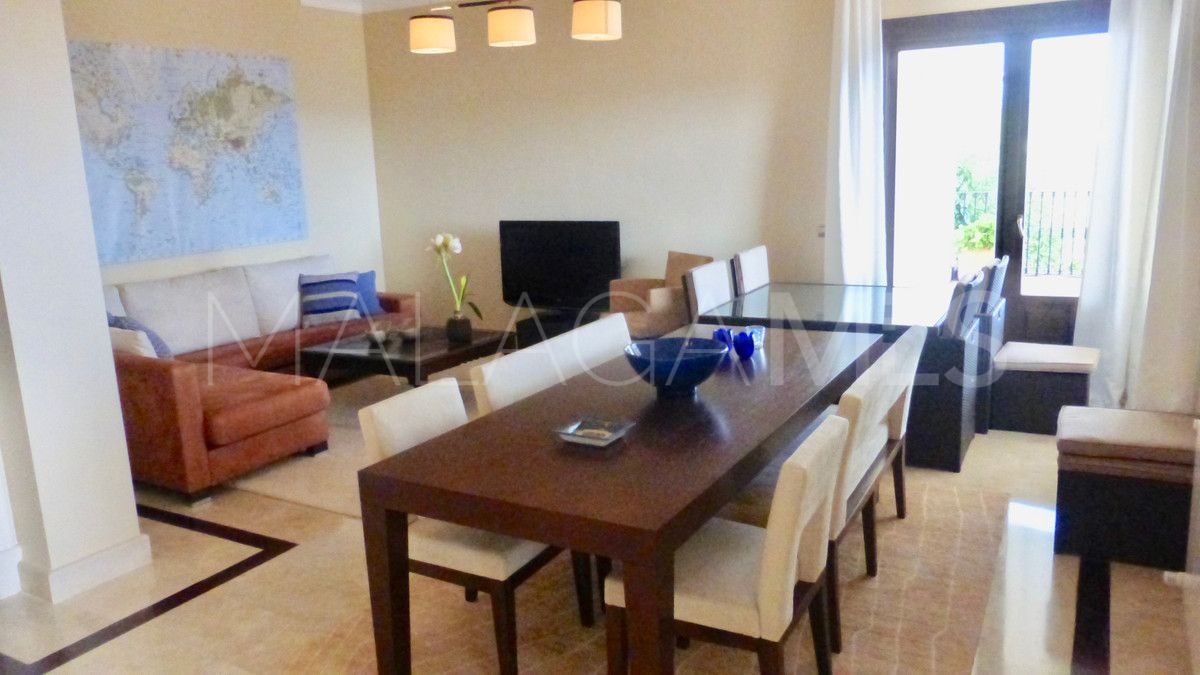 Villa for sale in Benahavis