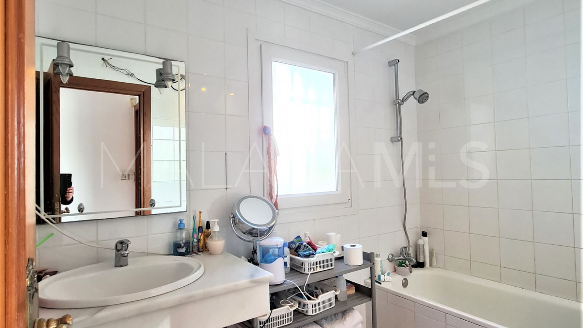 Villa for sale in Nueva Andalucia