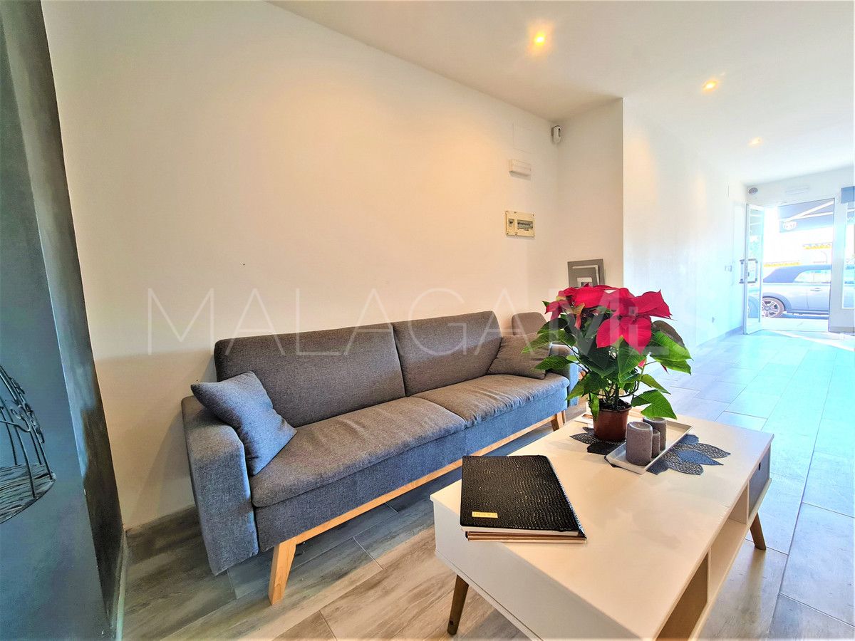 Villa for sale in Nueva Andalucia