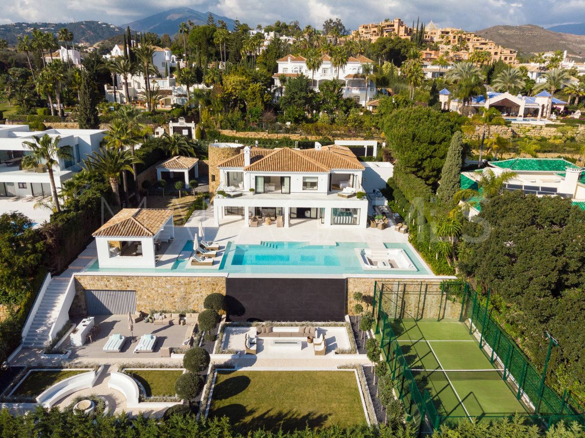 Villa de 6 bedrooms a la venta in Marbella Ciudad