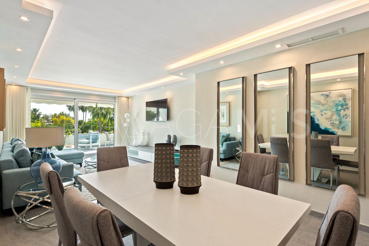 For sale 2 bedrooms apartment in Nueva Andalucia