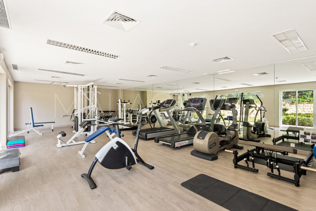 For sale 2 bedrooms apartment in Nueva Andalucia
