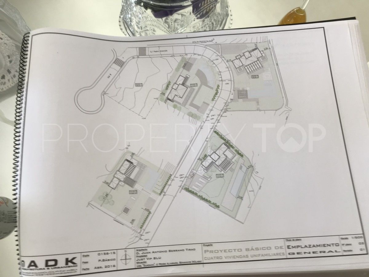 Residential plot for sale in Benahavis