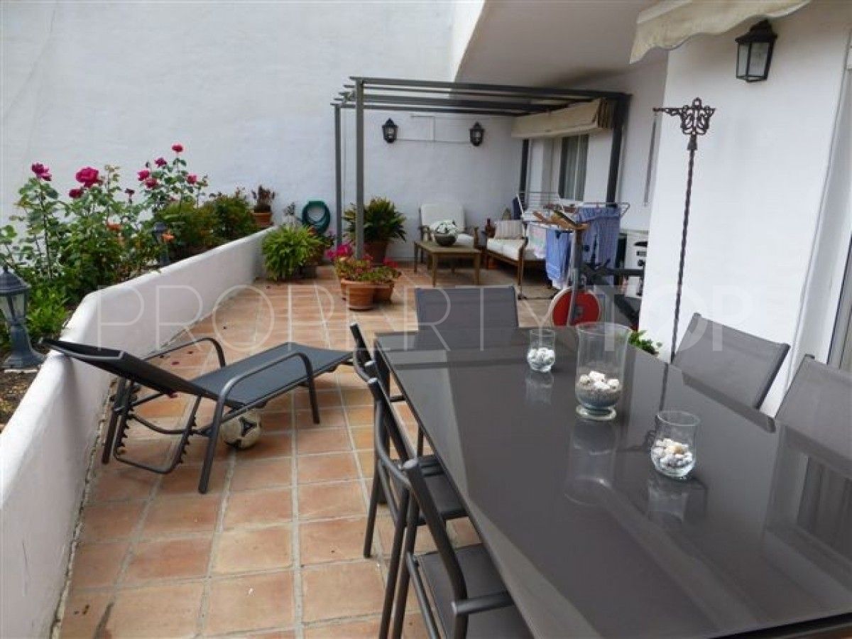 Apartamento en venta de 4 dormitorios en Nueva Andalucia