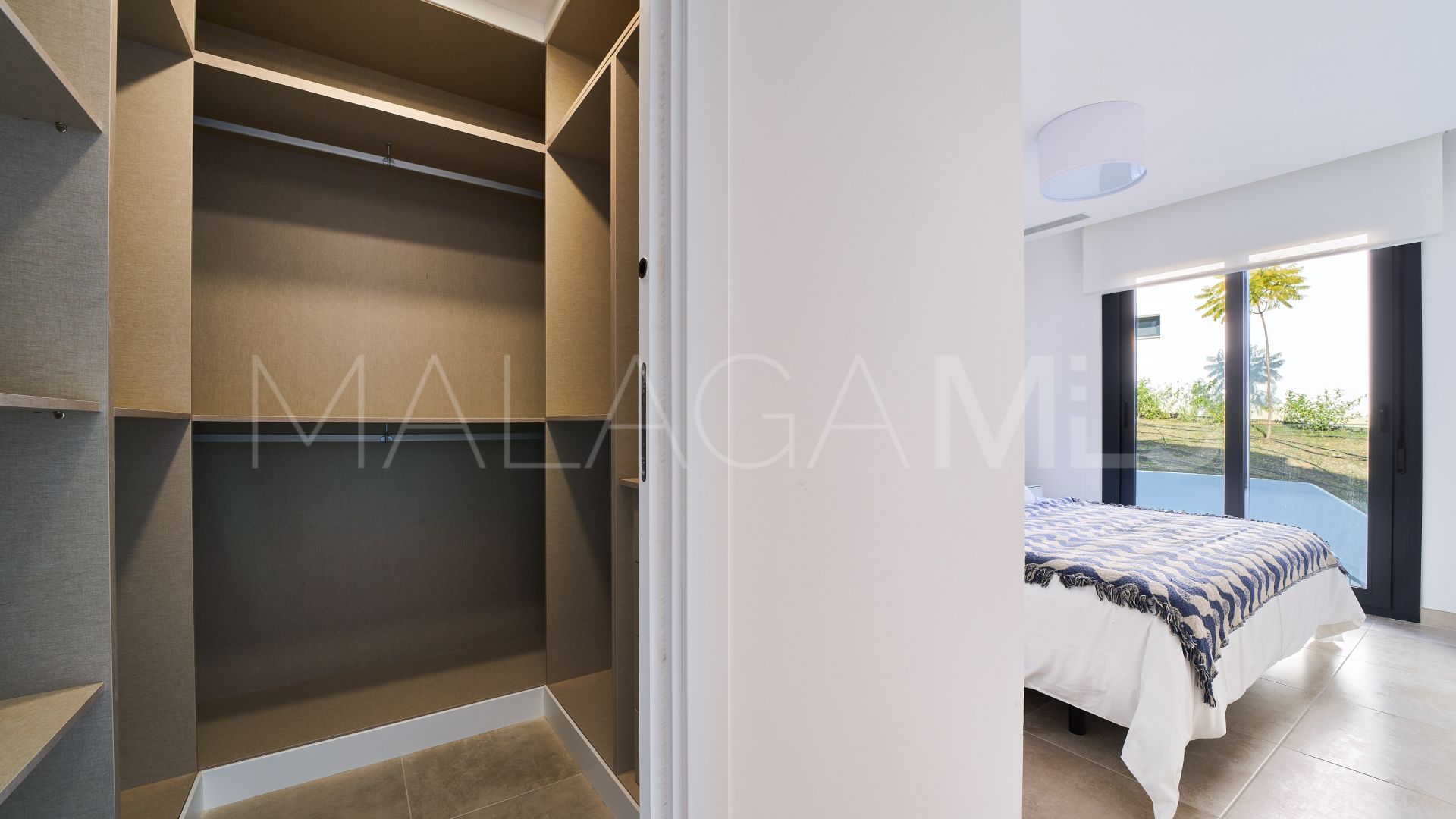 Buy Atalaya apartment with 3 bedrooms