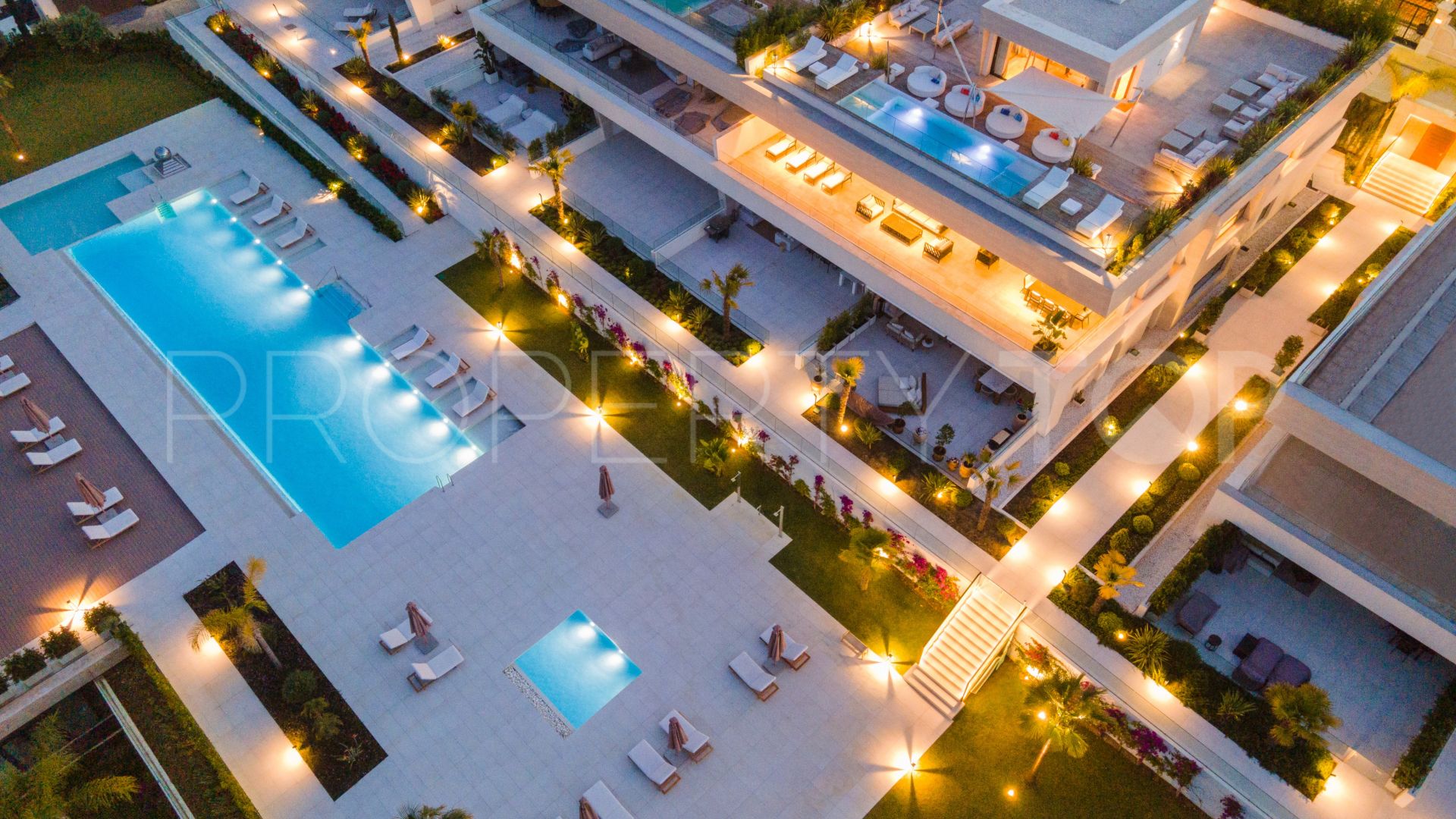 Comprar atico duplex en Epic Marbella