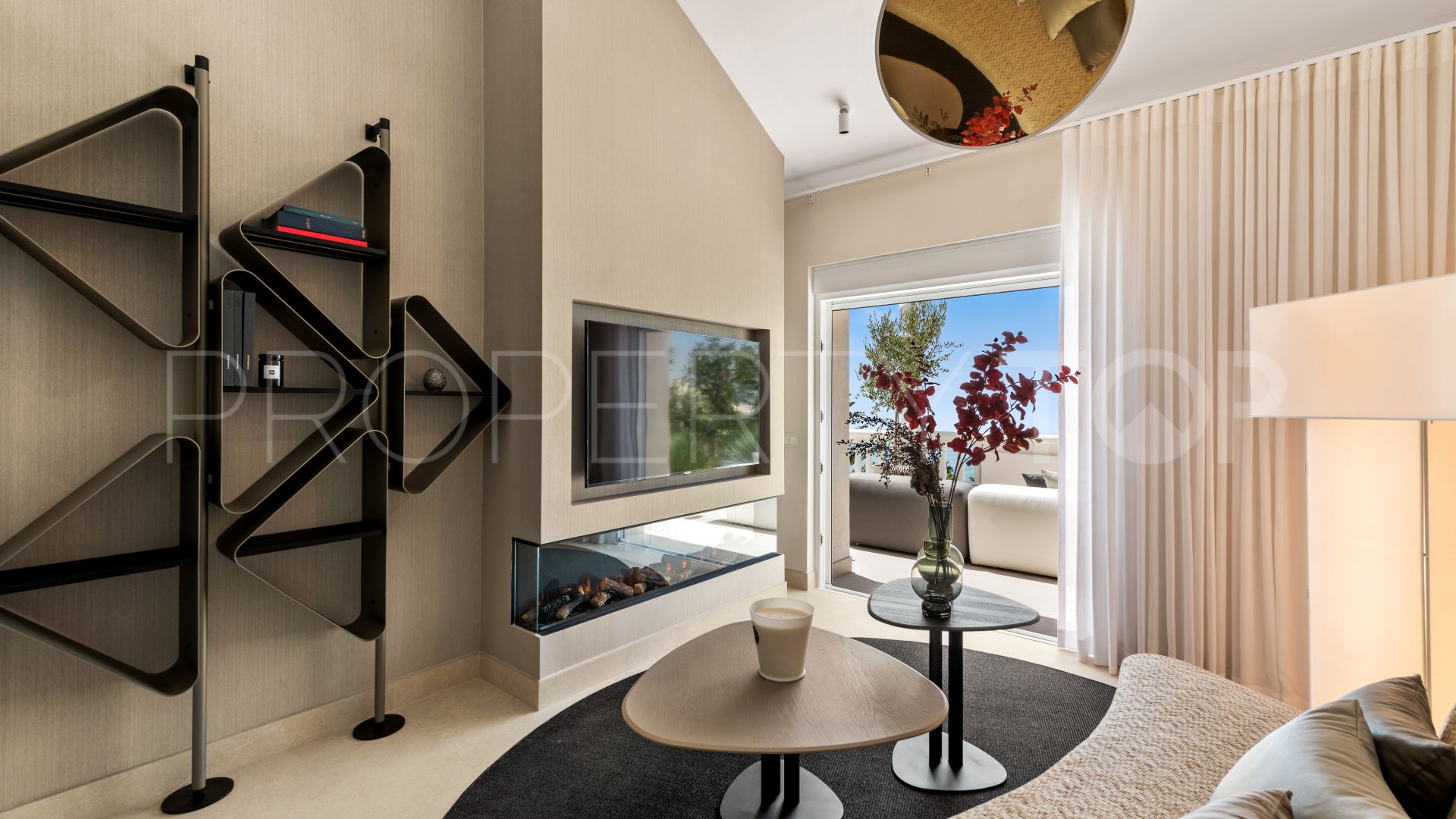 5 bedrooms duplex penthouse in Estepona for sale