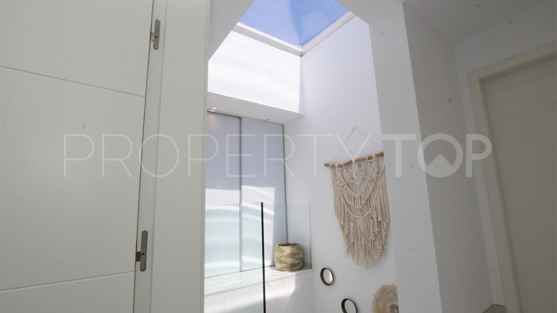 For sale 5 bedrooms villa in Riviera del Sol