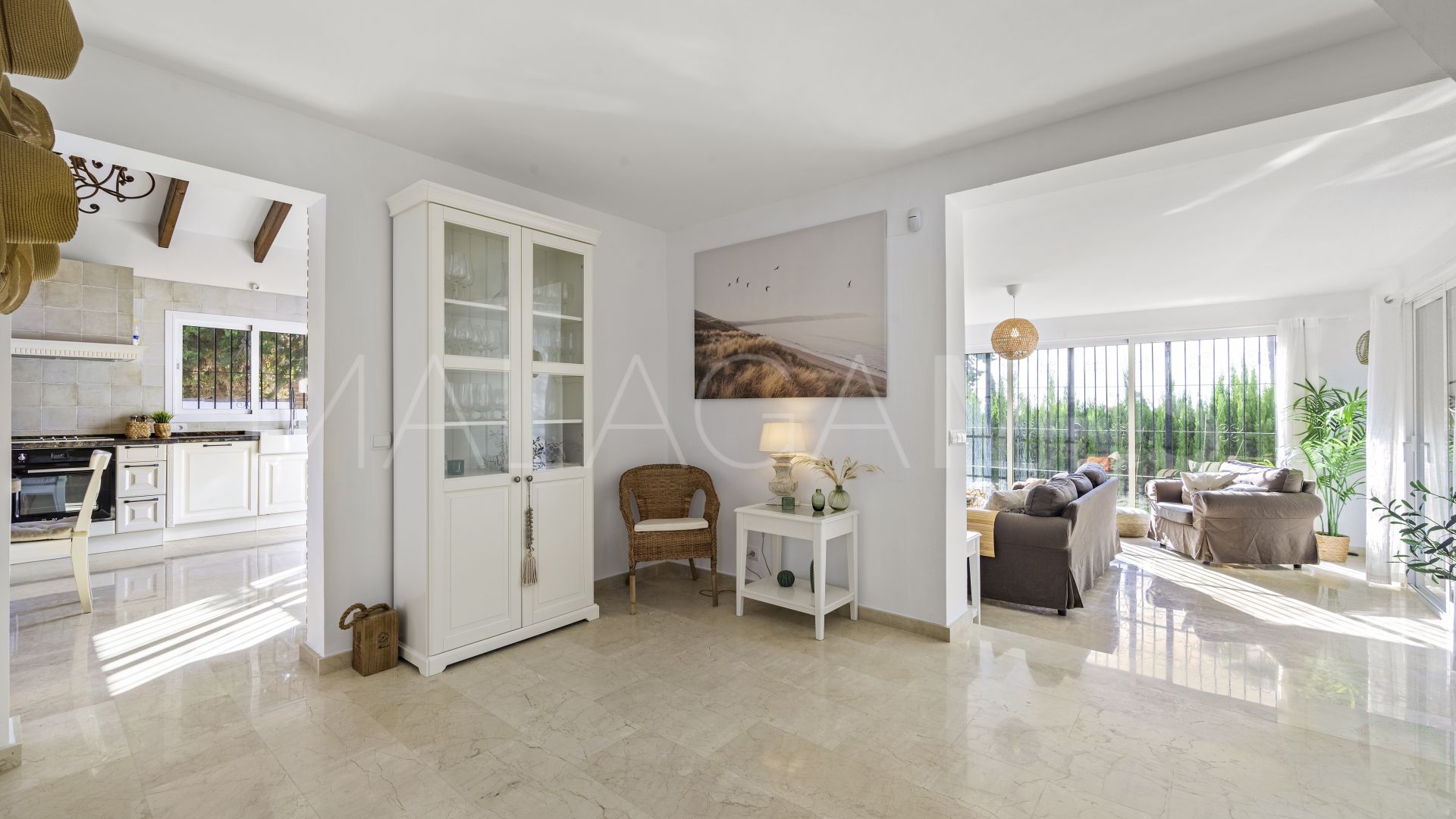 4 bedrooms villa for sale in Calahonda