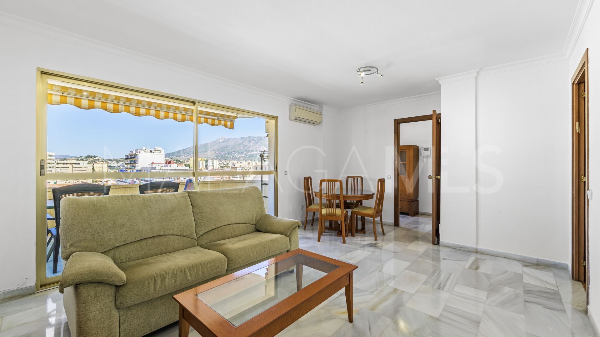 Apartment for sale in Fuengirola Centro with 3 bedrooms